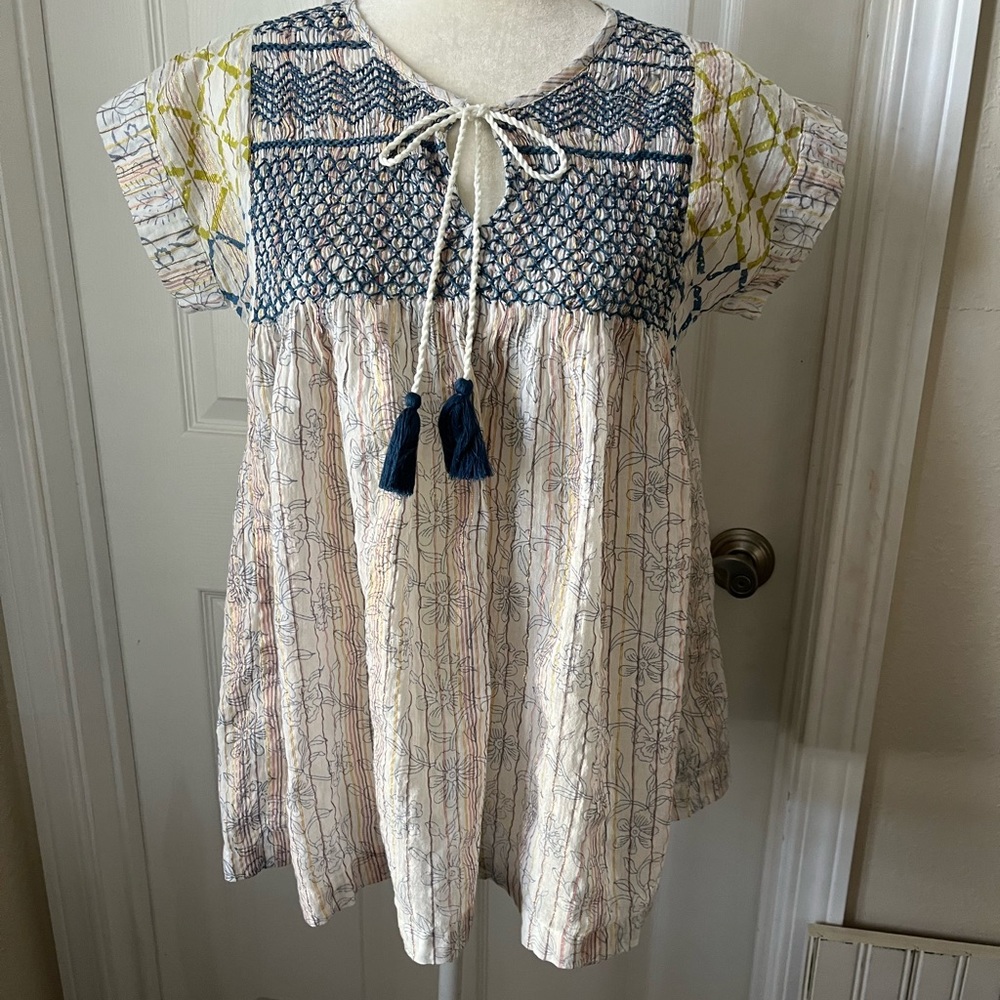 Rachel Cute Top. M